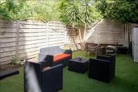 Appartement rez de jardin proche des calanques - B&B Marseille