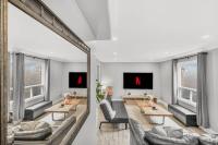 3BR Pickering Retreat with BBQ and Patio Delight - Ferienwohnung Pickering