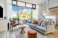 Luxurious Penthouse - Park, Golf Course, Ocean views - Ferienwohnung Killawarra