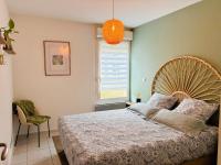 Appartement T2 avec parking dans residence face Remparts - B&B Avignone