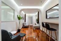 Magnus Apollo - B&B Salónica