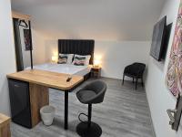 Deluxe Double Studio