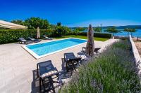 Villa Roberta ZadarVillas - B&B Turanj