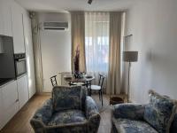 CenterFlat Prishtina - Bed and Breakfast Pristina