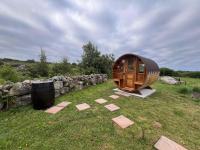 BlueWillow Retreat Sleeps 6 Private Sauna Wild Atlantic Way Near Spiddal & Galway - B&B Galway