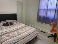 Tweepersoonskamer met Gedeelde Badkamer