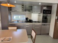 HOLIDAYLAND CAMPING LA FALAISE 4* MOBIL HOME LUXE 40 M2 Climatisé - Chambres d'hôtes Narbonne-Plage