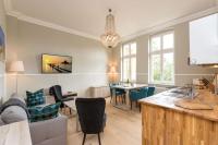 One-Bedroom Apartment with Sea View