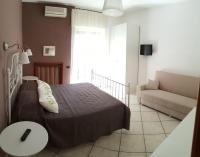 Camera Matrimoniale con Balcone (3 Adulti)