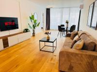 Apartment mit 3 Schlafzimmern und Balkon