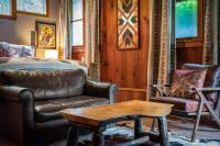 North 40 Lodge and Cabin - B&B Clarkesville