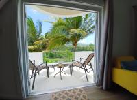 Birdies Suite & Rooftop Lounge - B&B Montego Bay