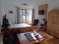 Apartment mit Balkon