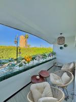 Cozy Stay with Hassan Tower View - B&B