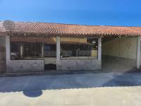 Lar dos Rosas com piscina - B&B Iguaba Grande