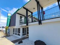 All Seasons Lodge - B&B