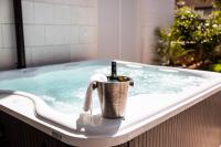 LUXURY MANDRE HOUSE Apartment II with Jacuzzi - B&B Mandre