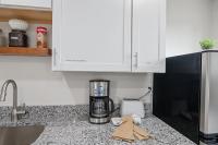 Cozy & Modern 1 Bdr Apt Natrona - B&B Natrona Heights