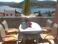 Apartments Anita - B&B Rogoznica