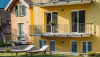 Two-Bedroom Deluxe Apartment with Garden View
