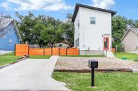 Pitch Perfect - B&B Canyon Lake