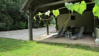 Gara Cottage Private escape with modern comfort and spacious covered terrace - Bed and Breakfast Garabonc