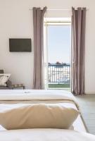 Camera Matrimoniale Deluxe con Balcone e Vista Mare