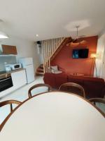 La Grange - Maison et Parking - Portes de Chartres - B&B Jouy