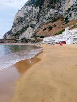 Sandy Bay Apartment in Both Worlds, for over 50s, Gibraltar - Ferienwohnung Gibraltar