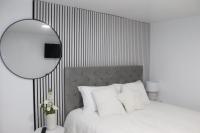 White Cozy Roomzzz - B&B Oldham