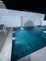 Villa Dania avec piscine - Bed and Breakfast Houmt Souk