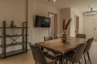 Elonea Villas, Luxury Villas and Studios in Kallikrateia Halkidiki with Garden, Veranda & BBQ - Ferienwohnung Néa Kallikráteia