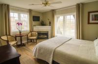 B&B Niagara-on-the-Lake - In Elegance - Bed and Breakfast Niagara-on-the-Lake