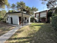 Villa Clara - Villa singola con Giardino privato e Barbecue - Bed and Breakfast Lignano Sabbiadoro