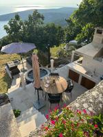 Deja Blue Ustrine - B&B Ustrine