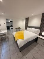 Studio One - Your Home Away - B&B Londres