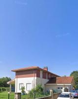 Chalet adosado con amplio jardín - B&B Cubas