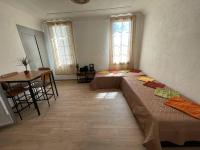 Vous viendrez vivre ici 2 pièces lavandes garage à moto - B&B Riez