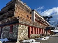 L'Etoile des 2 Villages - Résidence le JANREMON - Rez-de-chaussée - Accès skis aux pieds - Chambres d'hôtes Les Deux Alpes