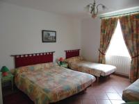 Quadruple Room with Private Bathroom