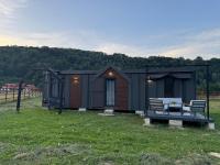 Peak View Tiny House - Ferienwohnung Zărneşti