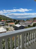 Apartments Bonny - B&B Cesarica