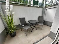 Business Souterrain Studio with Terrace 