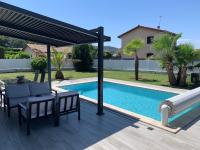 Studio attenant à une villa - B&B Crémieu