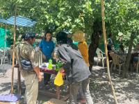 Dragon guesthouse and garden restaurant - B&B Lāmayūrū