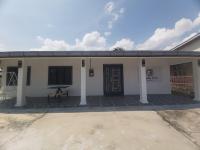 Homestay Fikrah Taman Marida Senawang Musleem Only - B&B