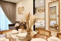 Apartamento de 3 dormitorios con balcón