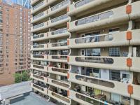 Downtown Calgary 1BR Apartment – Queen Bed, Sauna, Gym, Covered Parking, Balcony - Ferienwohnung Calgary