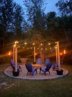 Hidden Oasis, Duplex A. Close to almost everything - B&B Lincoln