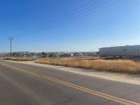 2acre Truck-RV Park & Sleep - Chambres d'hôtes Perris